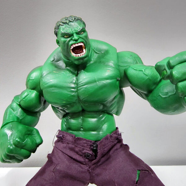 Raging Hulk 13" Marvel Posable 33cm Action Figure 2003 Toy Biz - Image 2