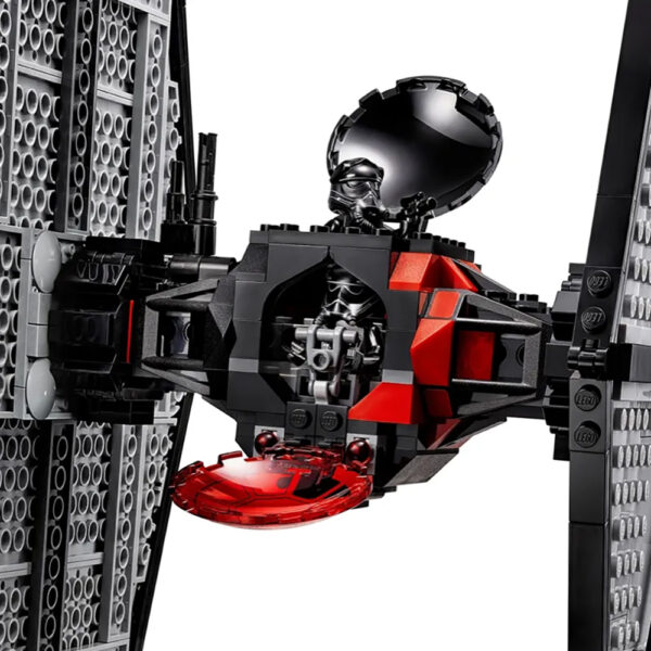 LEGO 75101 Star Wars: The Force Awakens First Order Special Forces TIE Fighter (533 pieces) - Image 4