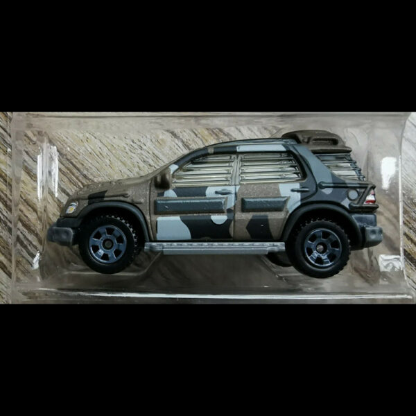 Matchbox Jurassic World '97 Mercedes-Benz ML 320 - Image 3