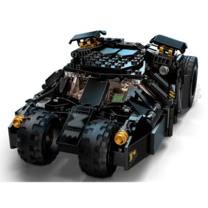 LEGO 76239 Batmobile Tumbler: Scarecrow Showdown DC Batman (422 pieces)