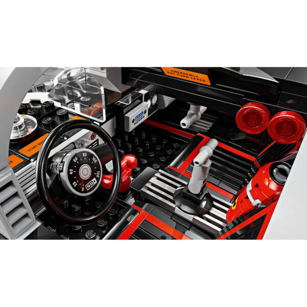 LEGO 76328 Super Heroes DC Batman: The Classic TV Series Batmobile (1822 pieces) - Image 9