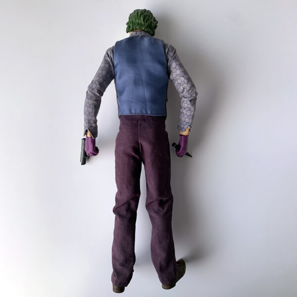 Batman The Dark Knight: The Joker DC Direct Deluxe 1:6 Scale (32cm) Collectible Action Figure (ex-Display Stock) - Image 8