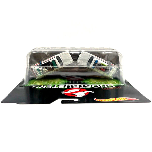 Hot Wheels Classic Ghostbusters Ecto-1 and Ecto-1A Die-Cast 1:64 Scale Vehicle 2-Pack Brand New in Original Blister Package - Image 6