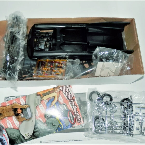 Batman The 1960s DC Comic Book Batmobile 1:25 Scale Polar Lights Plastic Model Kit (New in Wrapper) Skill Level 2 - Image 2