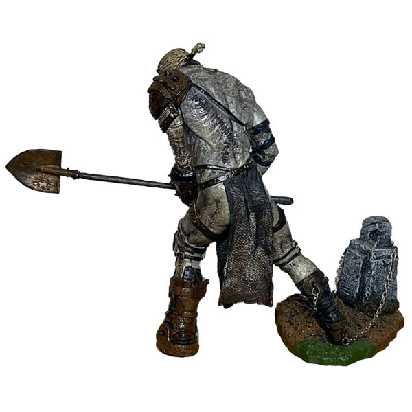 Grave Digger Spawn Regenerated Series 28 McFarlane Toys 6" Action Figure 2005 (ex-Display Stock) - Image 4